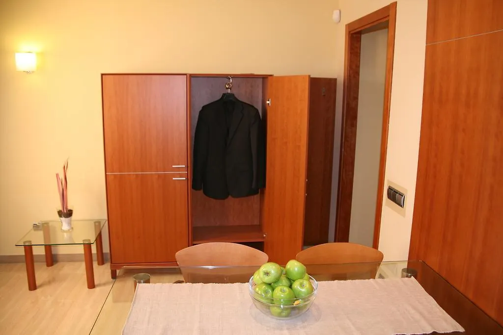 Apartaments Arago565 Barcelona 2*,